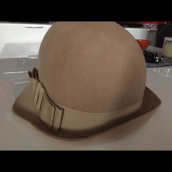 Beautiful wool hat - Picture 4 of 5